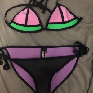 Triangl Bikini
